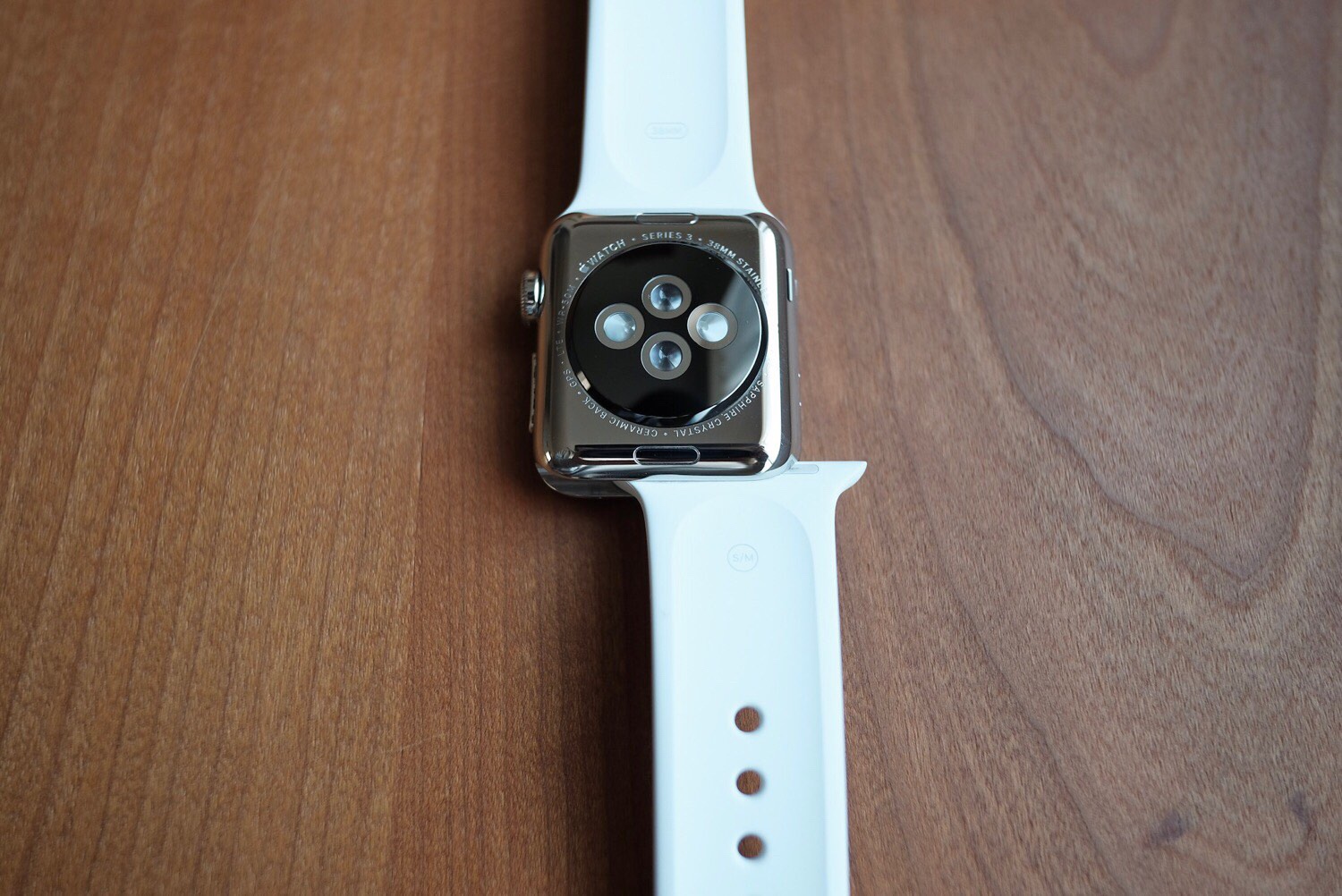 Apple Watch Series 3 – 38mmステンレススチールケースを購入しました 